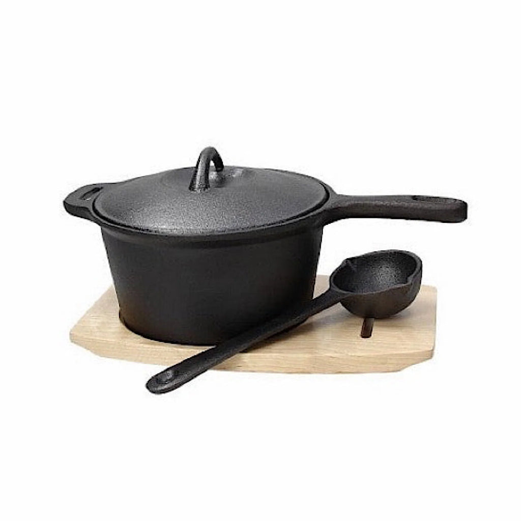 Cast Iron Casserole 18cm with Wood Base H351