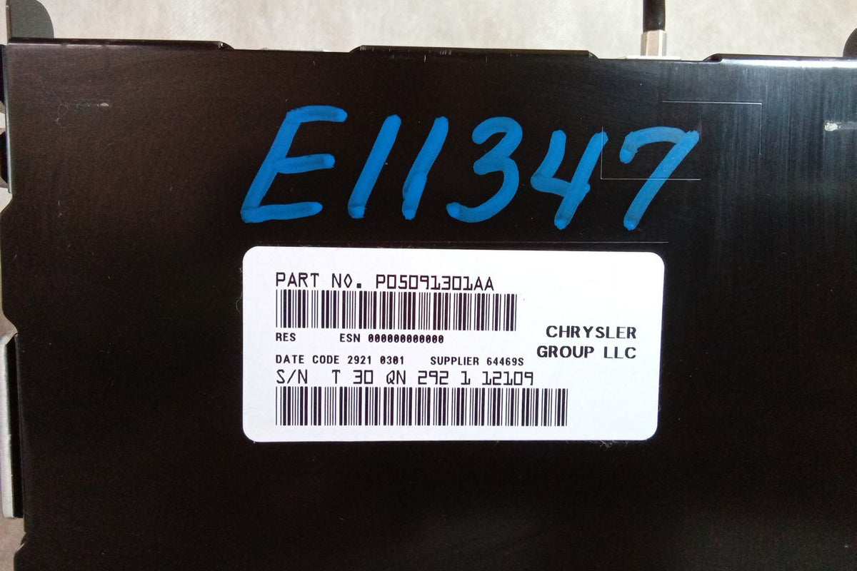 2010 Dodge Caravan AM FM CD MP3 Receiver U89828
