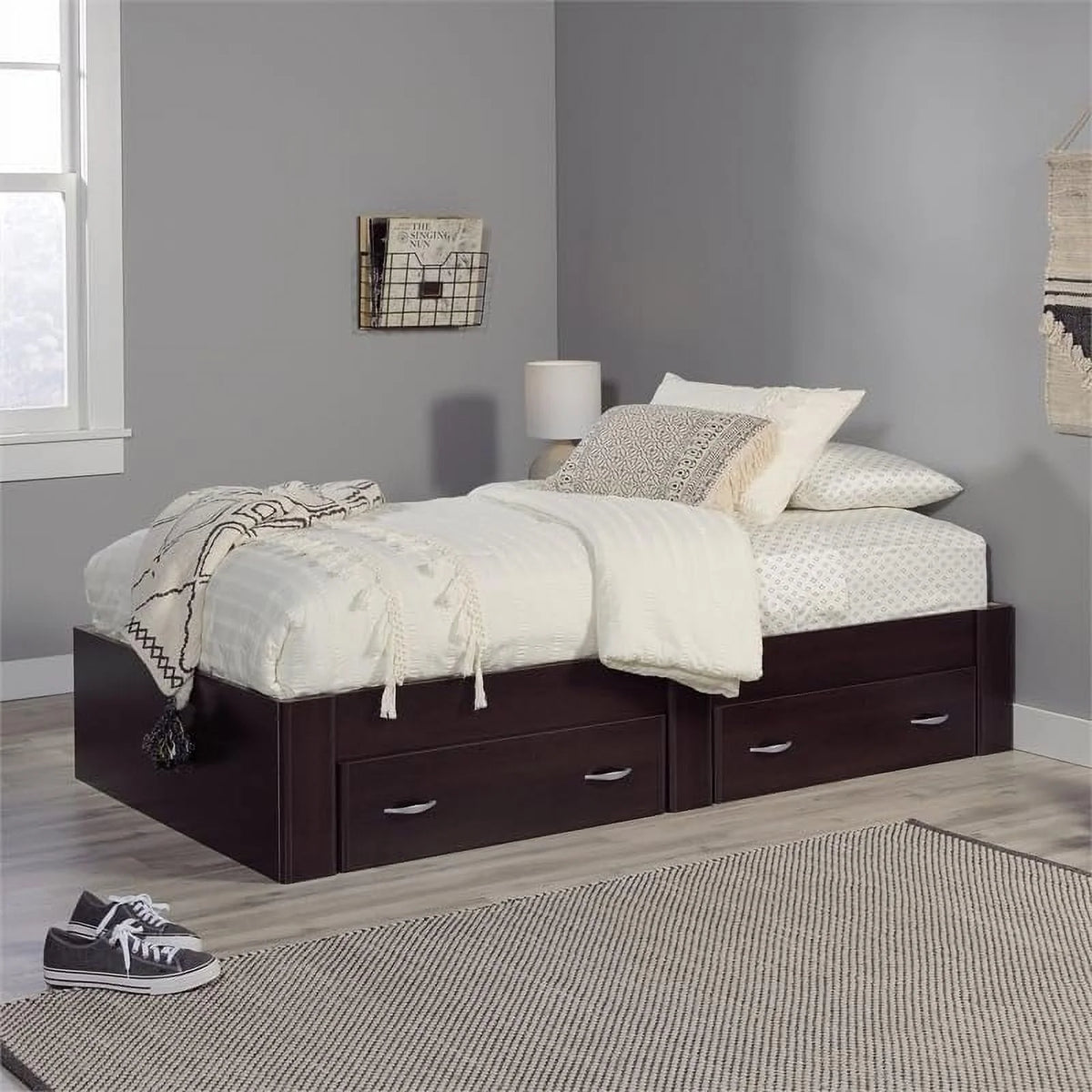 Wood Platform Bed Z147385