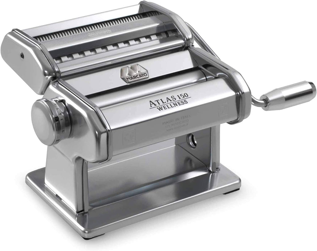 Black Pasta Machine with Pasta Cutter and Hand Crank X154