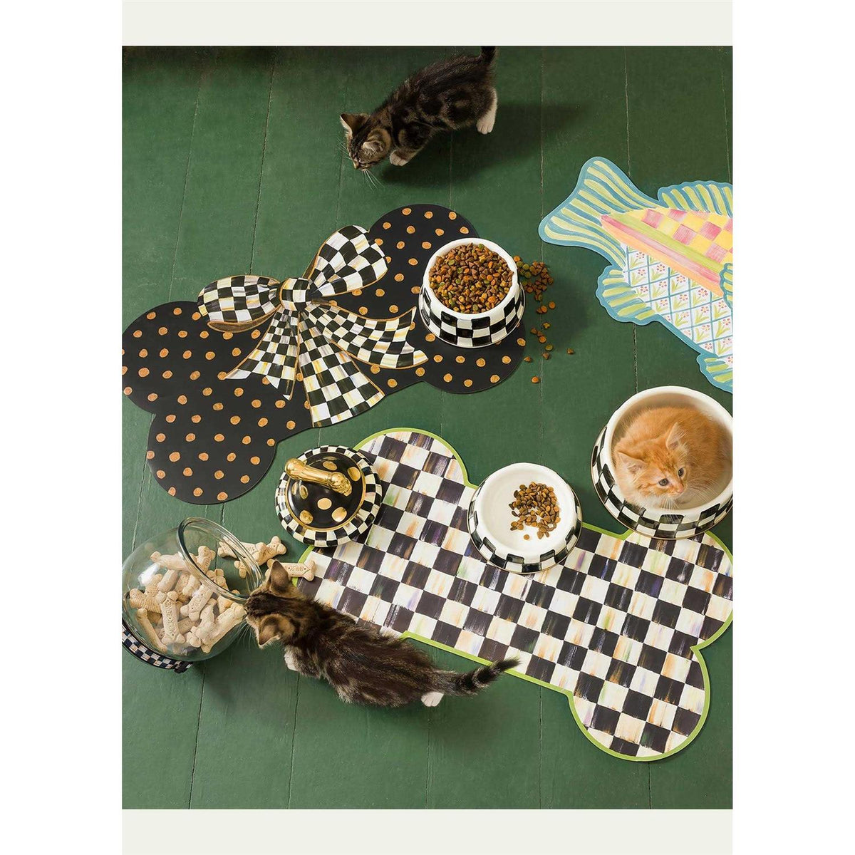 Check Pet Dish B373